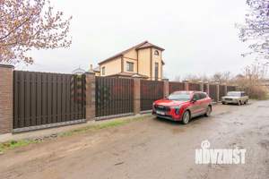 Дом 390м&sup2;, 3-этажный, участок 9 сот.  