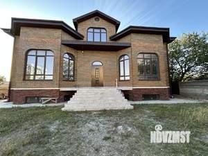 Дом 550м&sup2;, 3-этажный, участок 6 сот.  