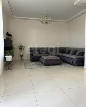 Дом 142м&sup2;, 2-этажный, участок 3 сот.  