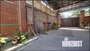 Дом 125м&sup2;, 2-этажный, участок 1 сот.  