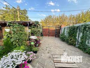 Дом 92м&sup2;, 2-этажный, участок 3 сот.  