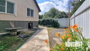 Дом 106м², 3-этажный, участок 3 сот.  