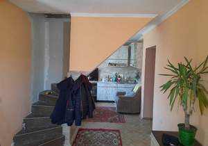 Дом 105м&sup2;, 2-этажный, участок 6 сот.  