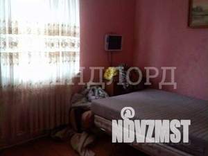 Дом 80м&sup2;, 2-этажный, участок 3 сот.  