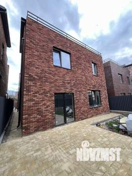 Коттедж 280м², 2-этажный, участок 4 сот.  