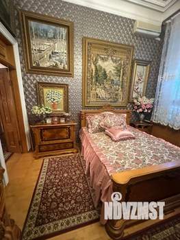 Дом 700м², 4-этажный, участок 7 сот.  