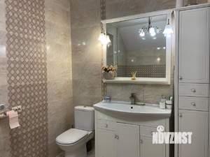 Дом 220м², 3-этажный, участок 3 сот.  