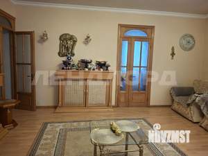 Дом 150м², 2-этажный, участок 5 сот.  