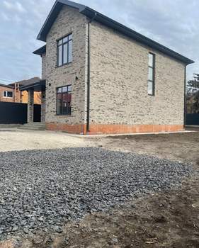 Дом 176м&sup2;, 2-этажный, участок 6 сот.  