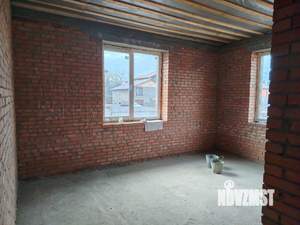 Дом 180м&sup2;, 2-этажный, участок 6 сот.  