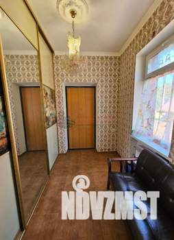 Дом 420м&sup2;, 3-этажный, участок 6 сот.  