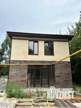 Дом 146м&sup2;, 2-этажный, участок 3 сот.  