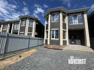 Дом 150м&sup2;, 2-этажный, участок 3 сот.  