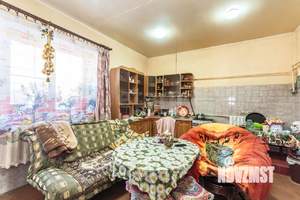 Дом 327м&sup2;, 2-этажный, участок 6 сот.  