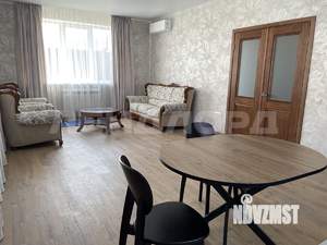 Дом 160м&sup2;, 2-этажный, участок 4 сот.  