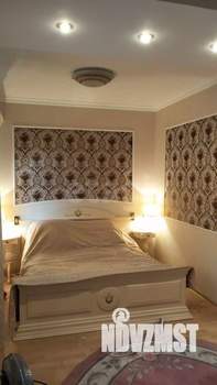 Дом 170м², 2-этажный, участок 4 сот.  