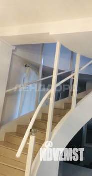 Дом 178м&sup2;, 2-этажный, участок 2 сот.  