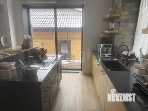 Дом 228м&sup2;, 1-этажный, участок 7 сот.  