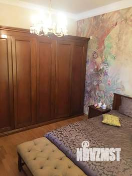 Дом 436м&sup2;, 2-этажный, участок 10 сот.  