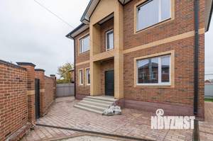 Дом 250м², 2-этажный, участок 3 сот.  