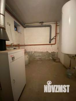 Дом 295м&sup2;, 2-этажный, участок 3 сот.  