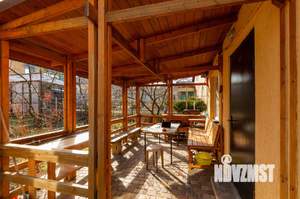 Дом 140м&sup2;, 2-этажный, участок 6 сот.  