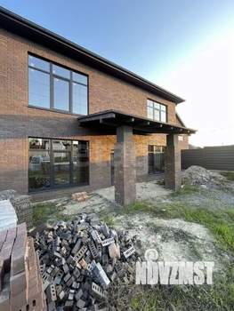 Дом 287м&sup2;, 2-этажный, участок 9 сот.  