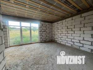 Дом 70м&sup2;, 2-этажный, участок 3 сот.  