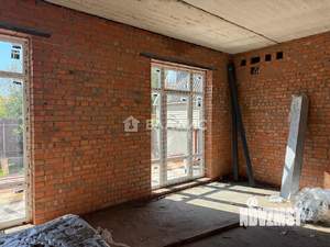 Дом 150м&sup2;, 2-этажный, участок 3 сот.  