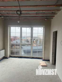 Дом 205м&sup2;, 2-этажный, участок 6 сот.  