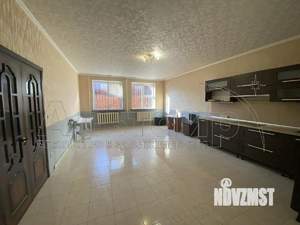 Дом 220м², 2-этажный, участок 3 сот.  