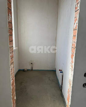 Дом 100м&sup2;, 1-этажный, участок 4 сот.  