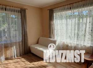 Дом 173м&sup2;, 2-этажный, участок 6 сот.  