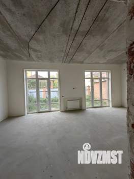 Дом 150м&sup2;, 2-этажный, участок 3 сот.  