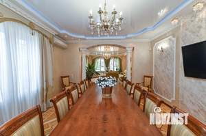 Дом 645м&sup2;, 3-этажный, участок 6 сот.  