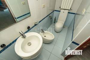 Дом 600м², 4-этажный, участок 6 сот.  