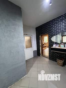 Дом 457м&sup2;, 4-этажный, участок 5 сот.  