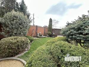 Дом 230м&sup2;, 3-этажный, участок 6 сот.  