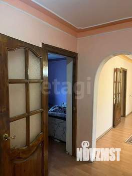 Дом 200м&sup2;, 2-этажный, участок 3 сот.  