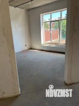 Дом 205м&sup2;, 2-этажный, участок 6 сот.  