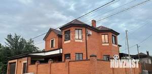 Дом 176м&sup2;, 3-этажный, участок 3 сот.  