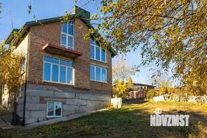Дом 180м², 2-этажный, участок 11 сот.  