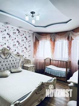 Дом 246м², 4-этажный, участок 310 сот.  