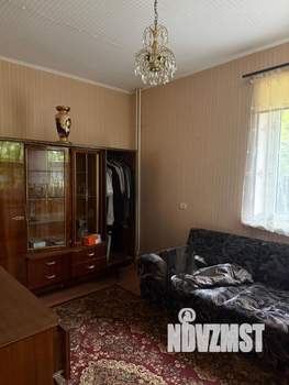 Дом 60м², 2-этажный, участок 5 сот.  