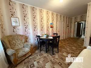 Дом 211м², 2-этажный, участок 4 сот.  