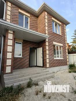 Дом 150м&sup2;, 2-этажный, участок 3 сот.  