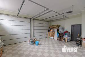 Дом 380м², 2-этажный, участок 5 сот.  