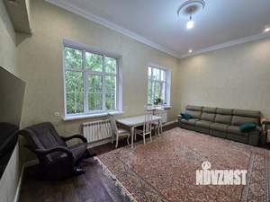 Дом 250м&sup2;, 2-этажный, участок 8 сот.  