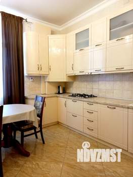 Дом 120м², 2-этажный, участок 220 сот.  