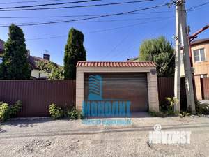 Дом 220м², 2-этажный, участок 7 сот.  